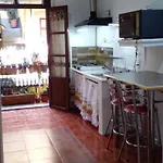 Tzompantli House